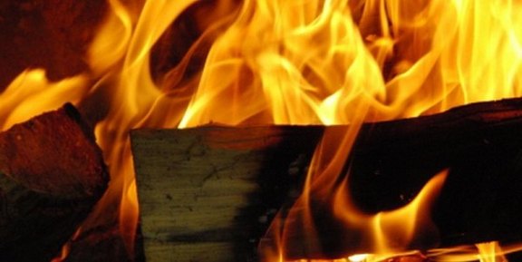 Holzheizung mit erneuerbarer Energie Holzheizung mit erneuerbarer Energie